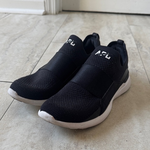 APL Shoes - APL Womens TechLoom Bliss size 8